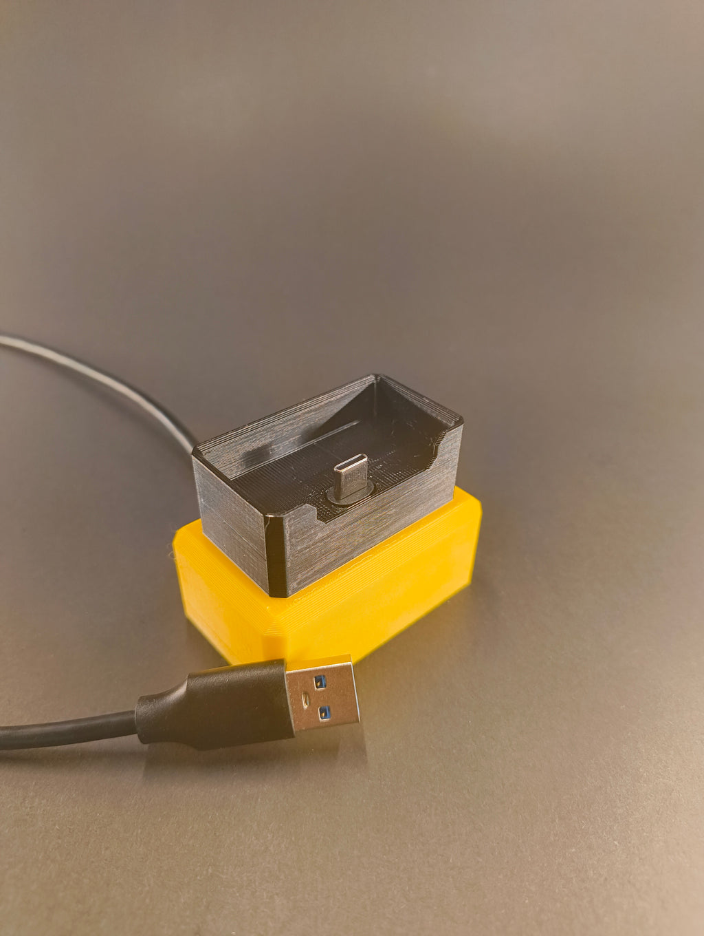 GRIT SCOUT Charging Station